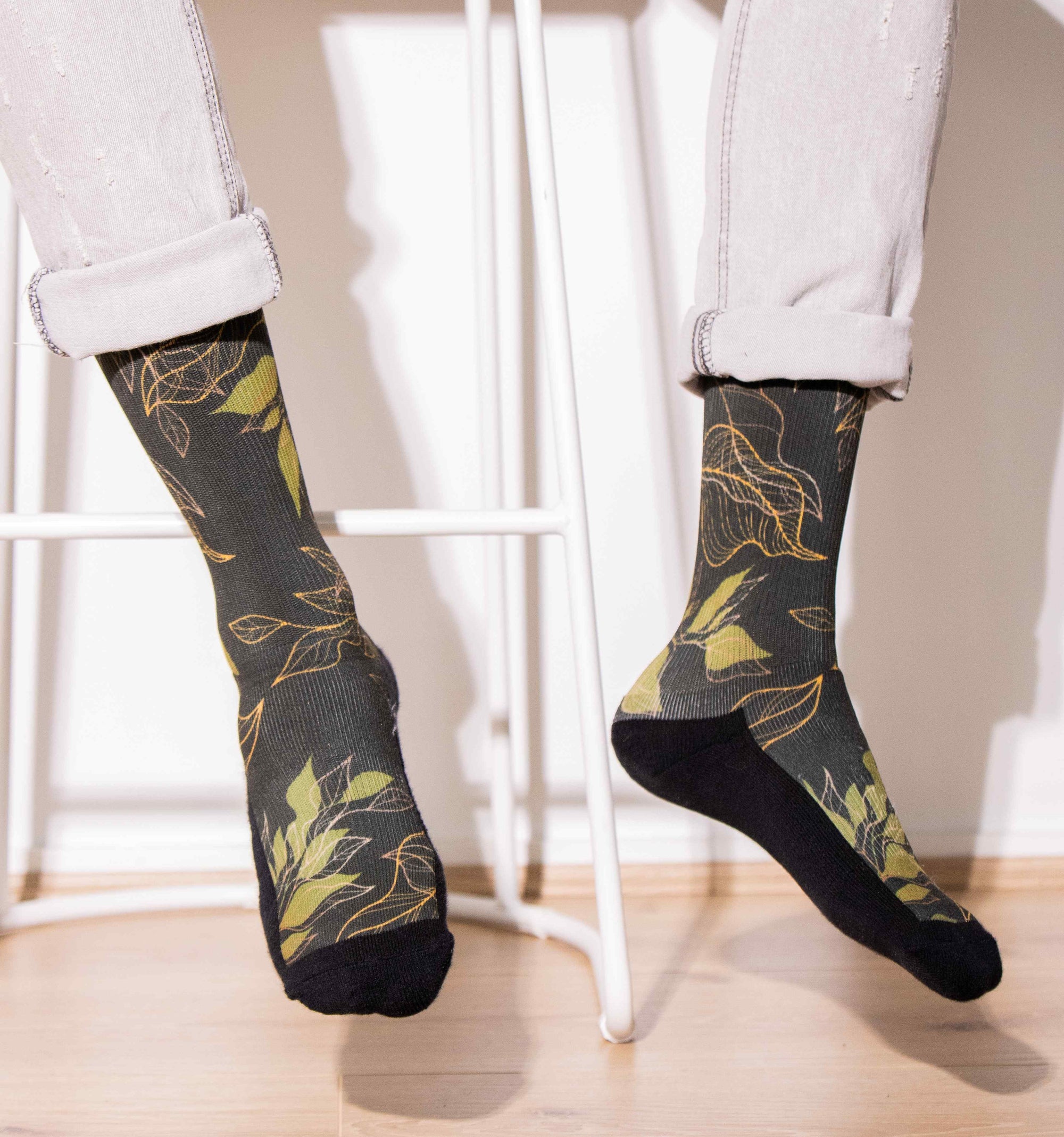 Printed Leaf Casual Socks